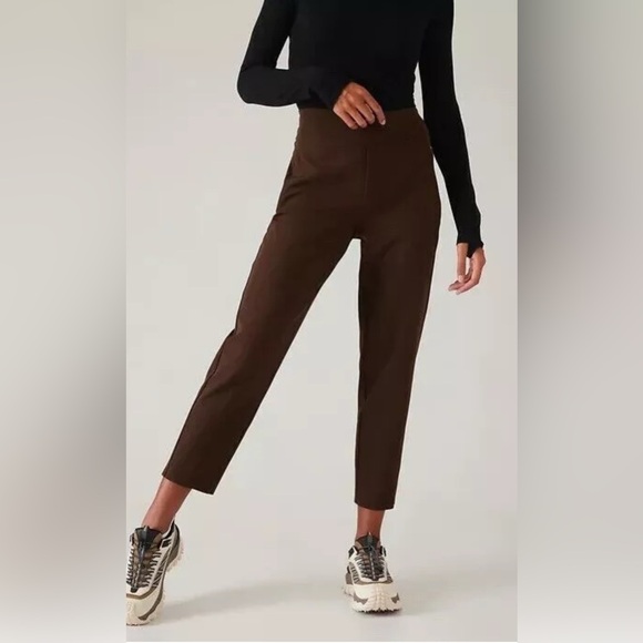 NWT Athleta Endless Pants  Size 8 Toasted Brown - Picture 1 of 8